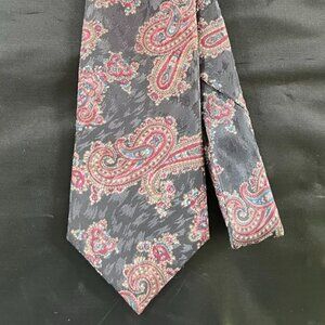 Men’s Camden Court Tie – Charcoal Gray background with a Paisley Design
